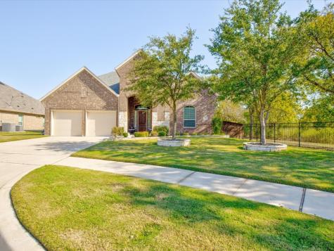 2904 Peaceful Lake Court Grand Prairie TX 75054