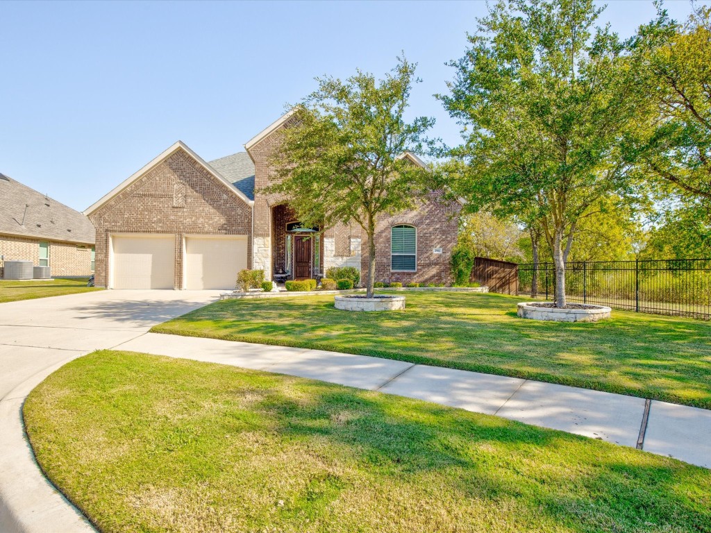 2904 Peaceful Lake Court Grand Prairie TX 75054