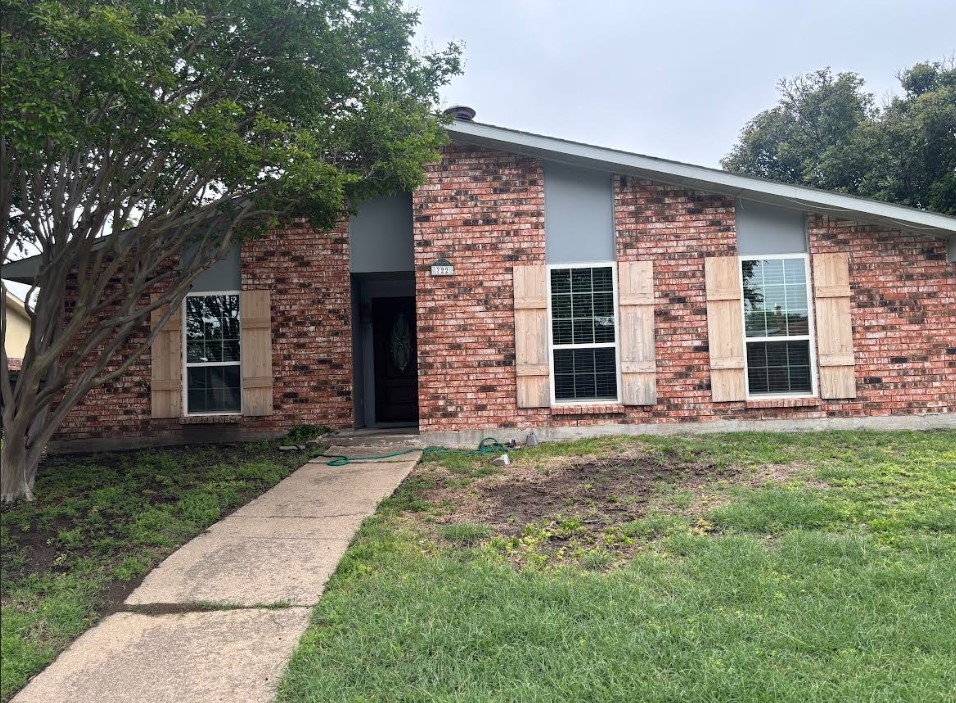 722 Greenhill Lane Grand Prairie TX 75052