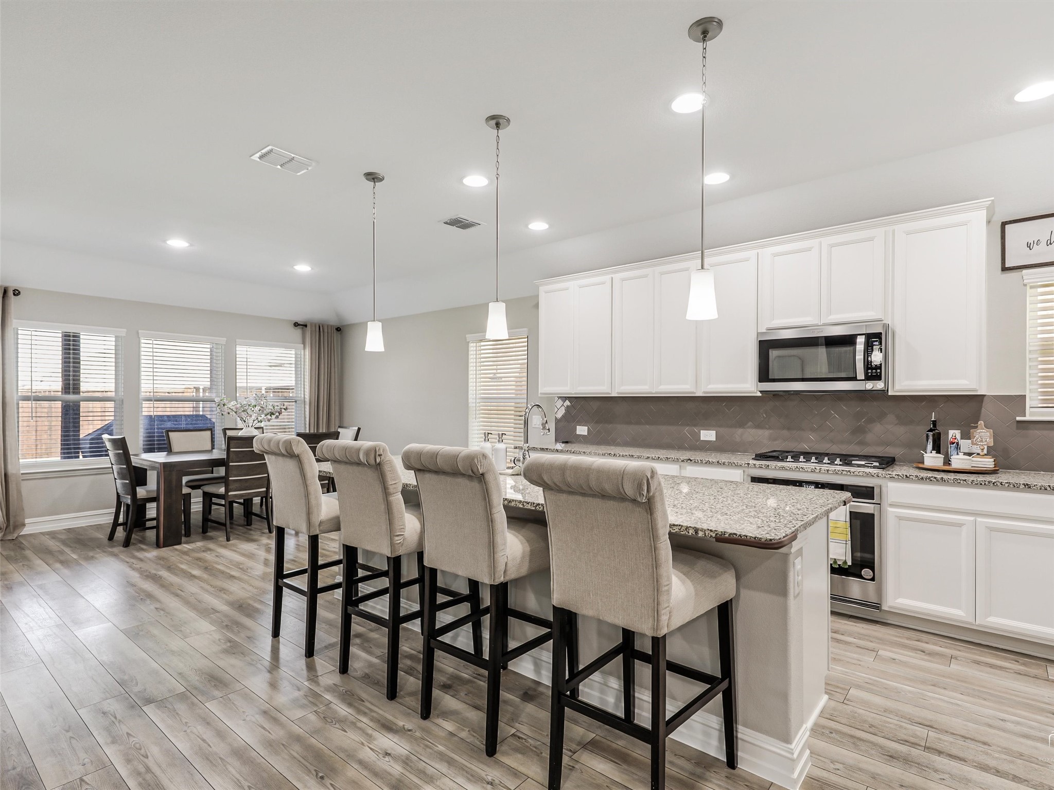 2809 Ranger Lane Aubrey TX 76227
