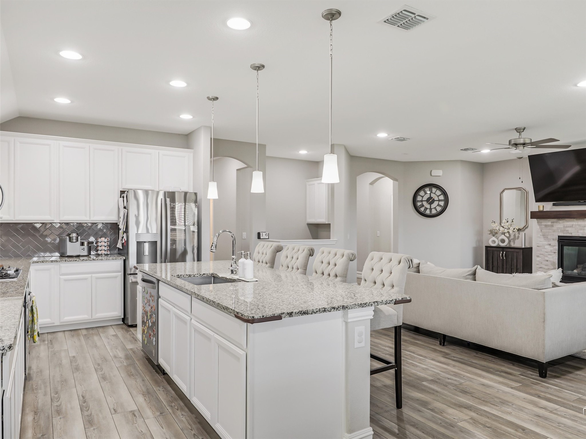 2809 Ranger Lane Aubrey TX 76227