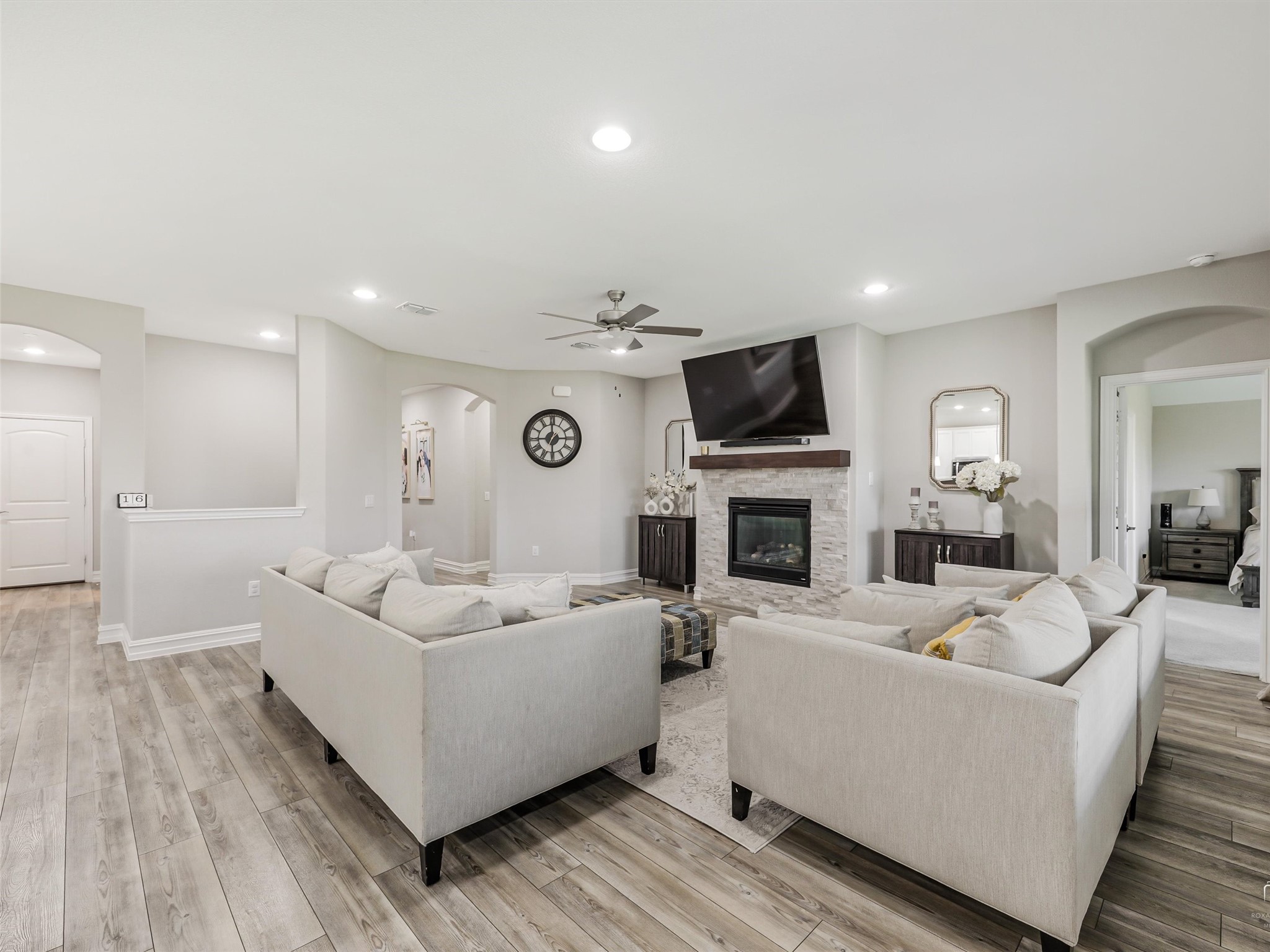 2809 Ranger Lane Aubrey TX 76227