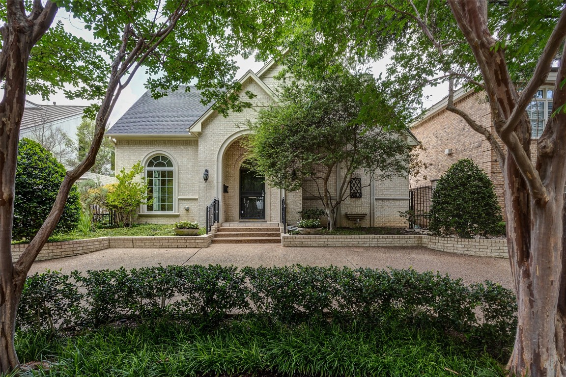 5530 El Campo Avenue Fort Worth TX 76107