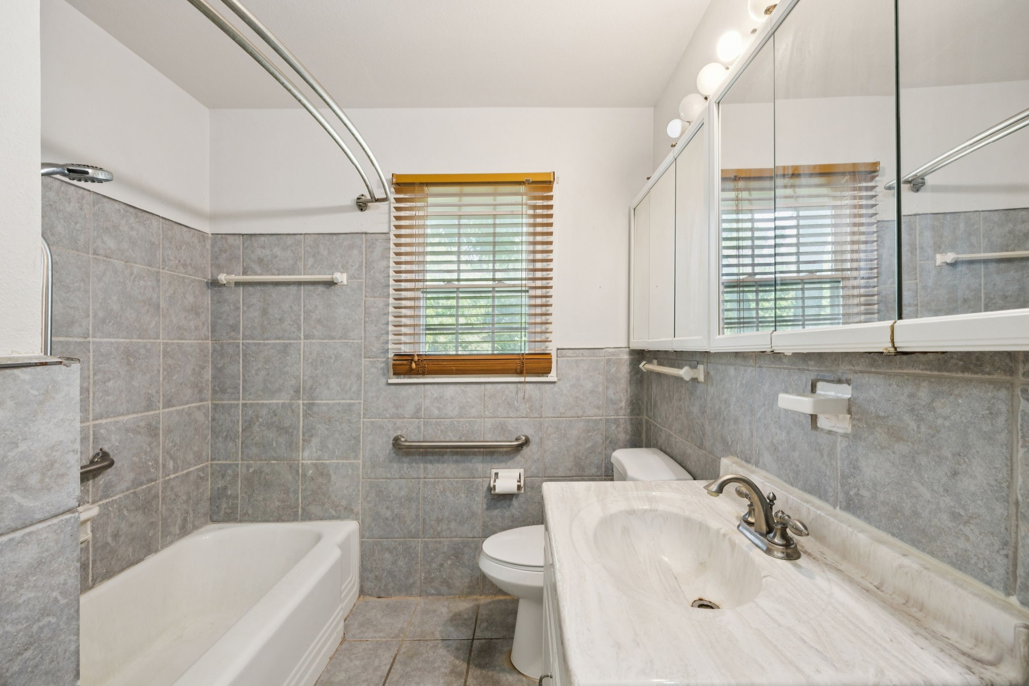 928 Old Orchard Road Garland TX 75041