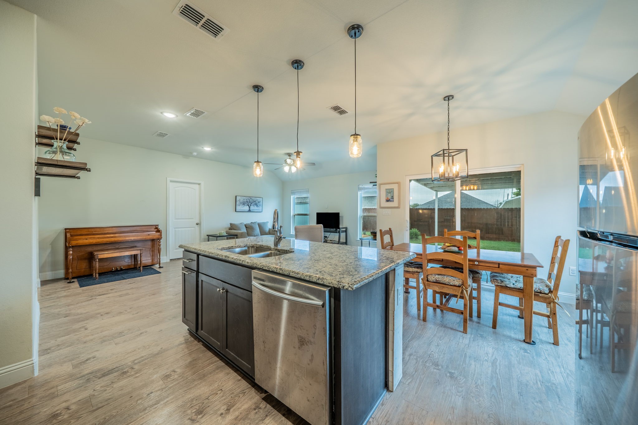 105 Arrowhead Drive Sanger TX 76266