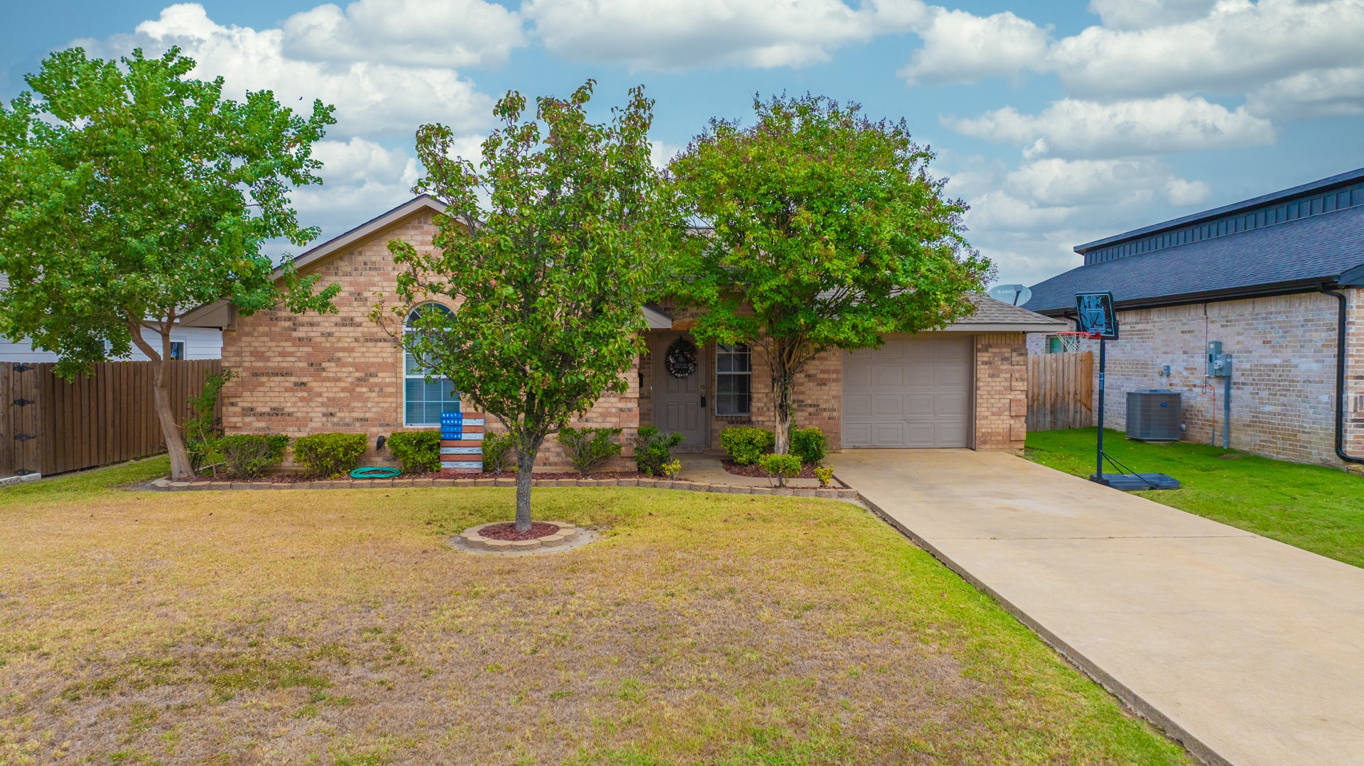 702 Aldridge Street Commerce TX 75428