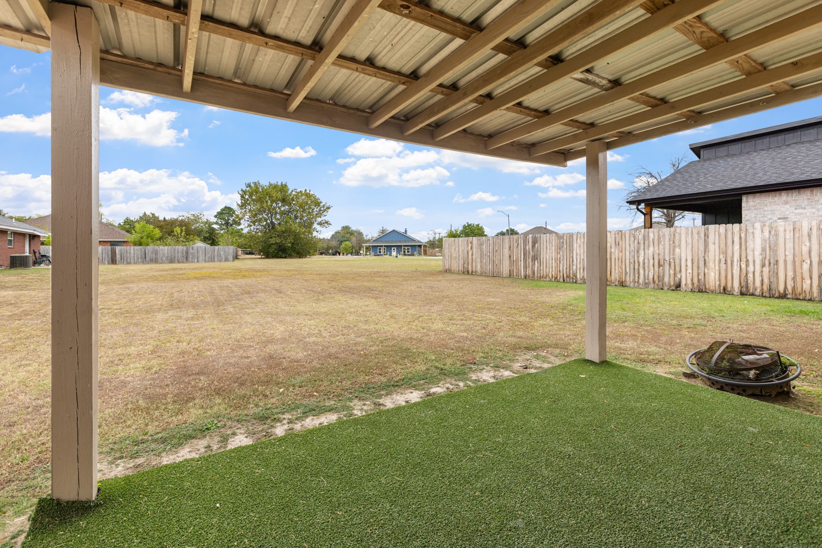 702 Aldridge Street Commerce TX 75428