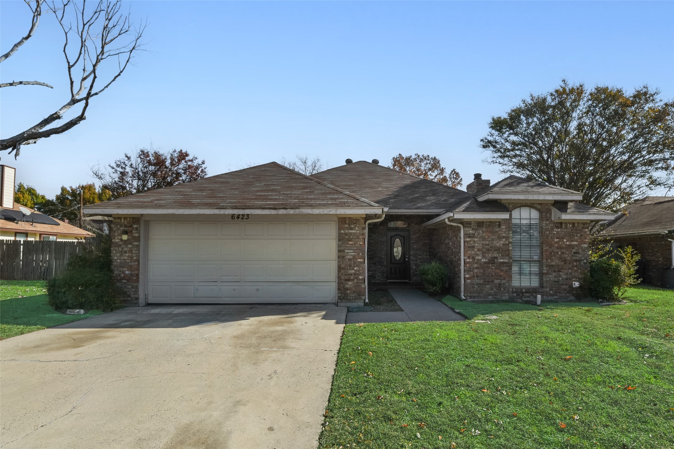 6423 Rising Meadow Drive Arlington TX 76018