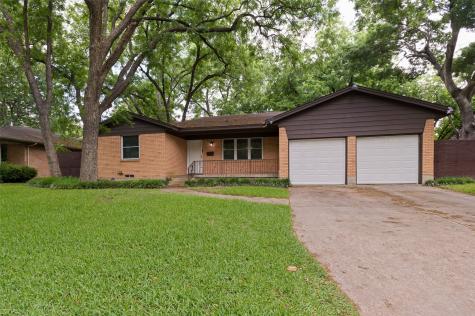 2730 Larkspur Lane Dallas TX 75233
