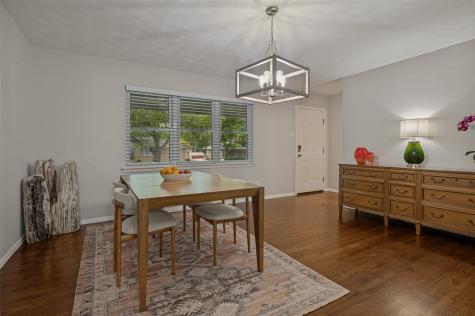 2730 Larkspur Lane Dallas TX 75233