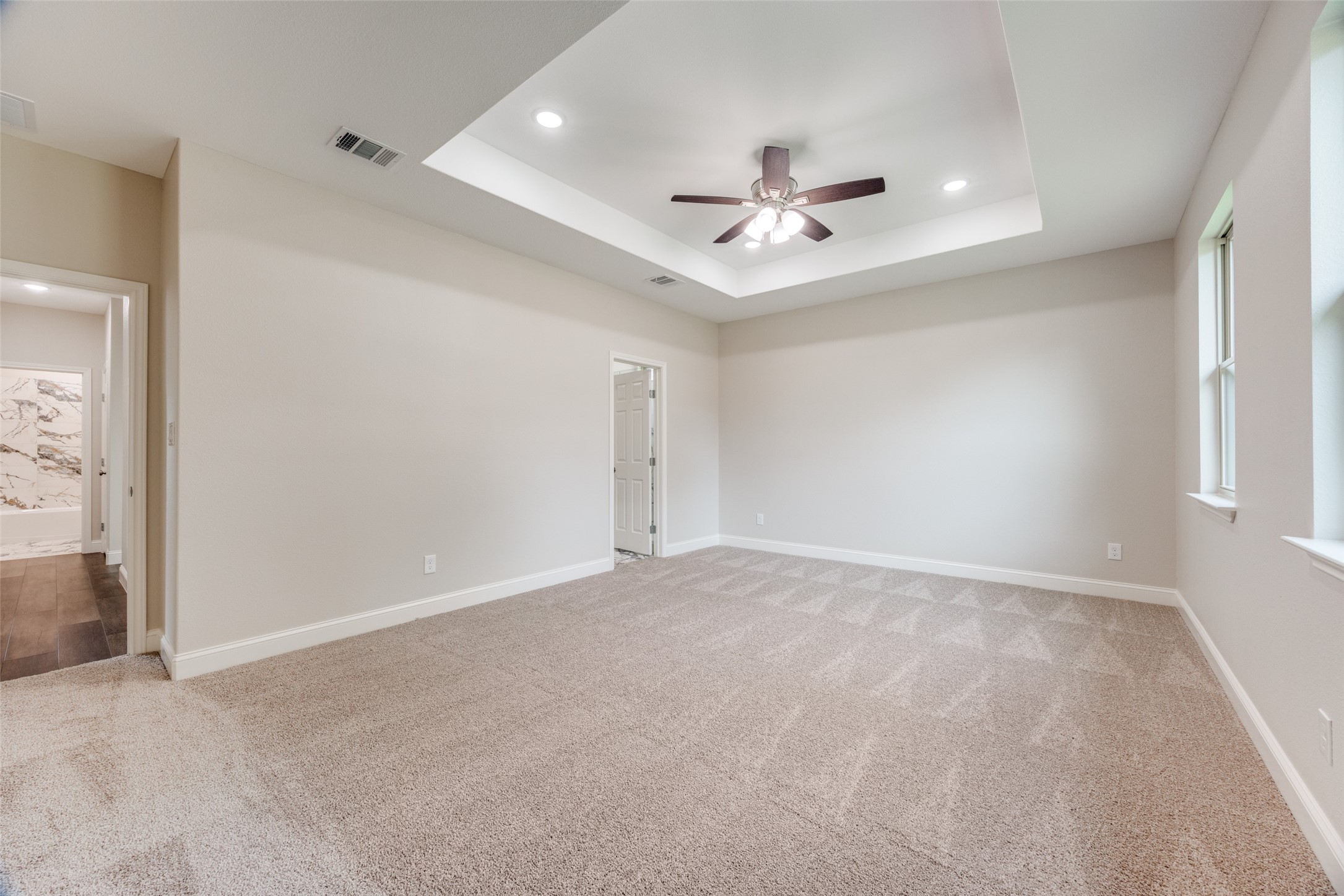 1704 Kings Lane Commerce TX 75428