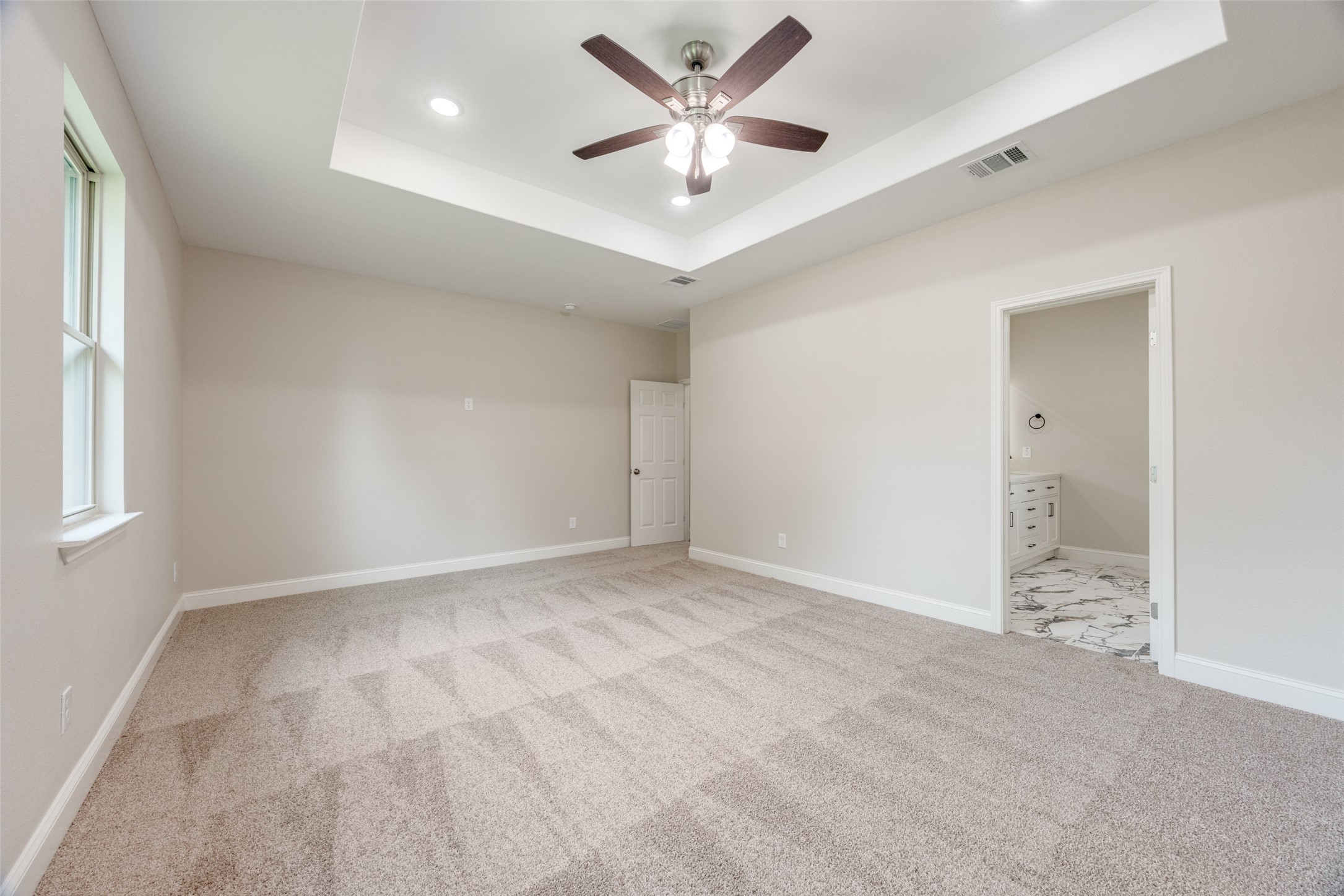 1704 Kings Lane Commerce TX 75428