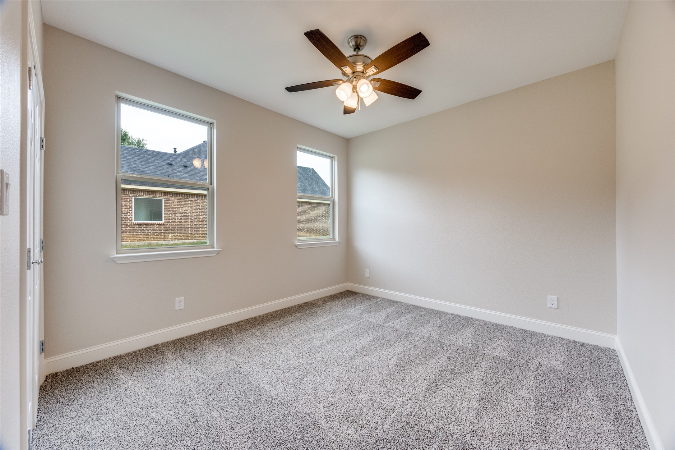 1704 Kings Lane Commerce TX 75428