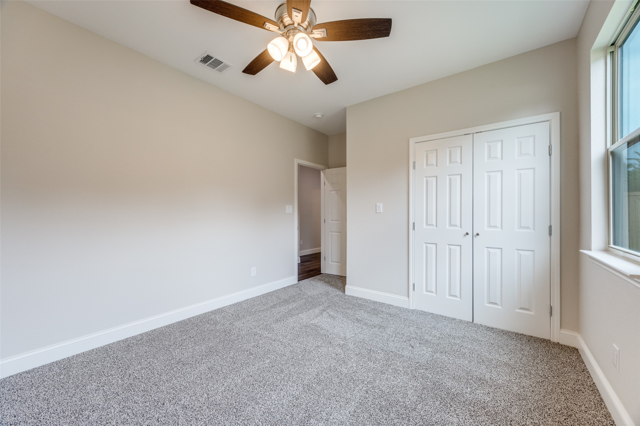 1704 Kings Lane Commerce TX 75428