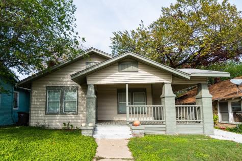 1235 Elmwood Avenue Fort Worth TX 76104