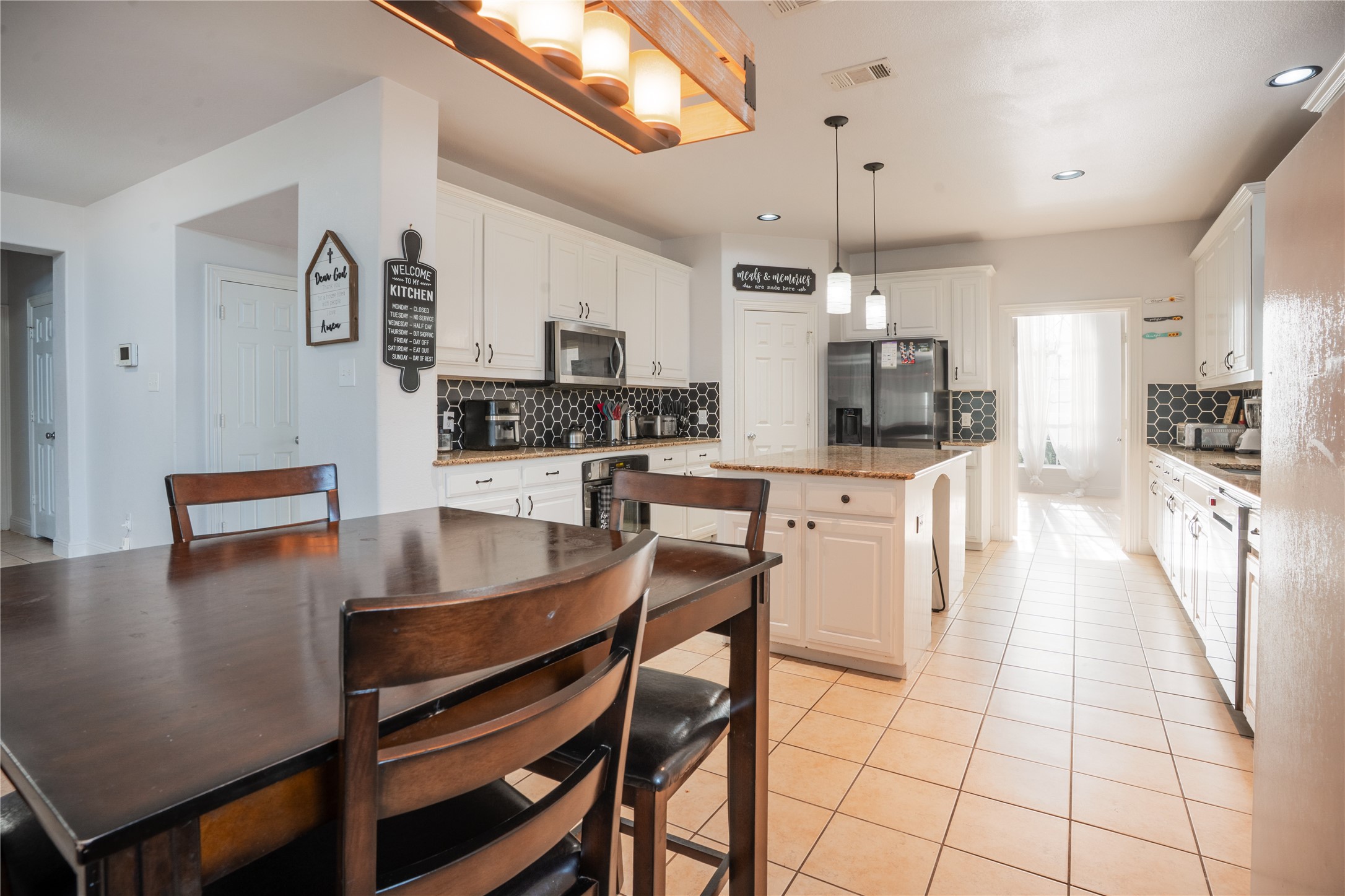1444 Mercury Lane Lancaster TX 75134