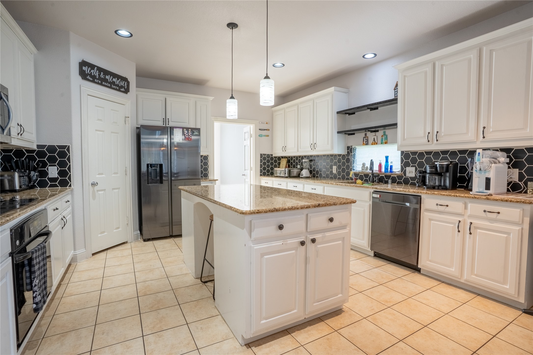 1444 Mercury Lane Lancaster TX 75134