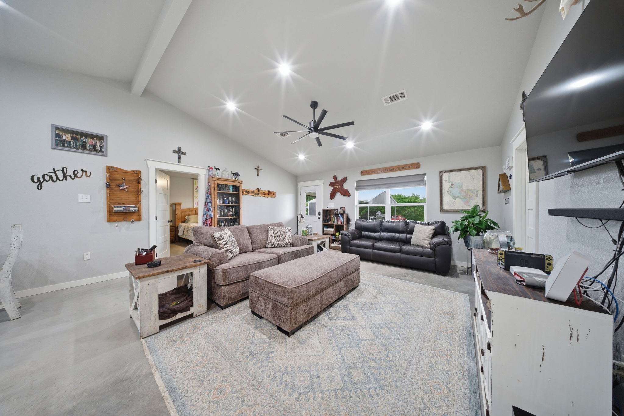 1234 County Road 1013 Wolfe City TX 75496