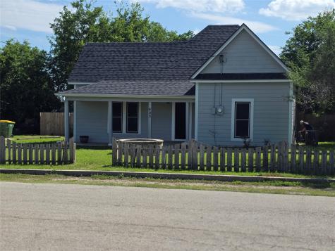 405 W Graham Street Godley TX 76044