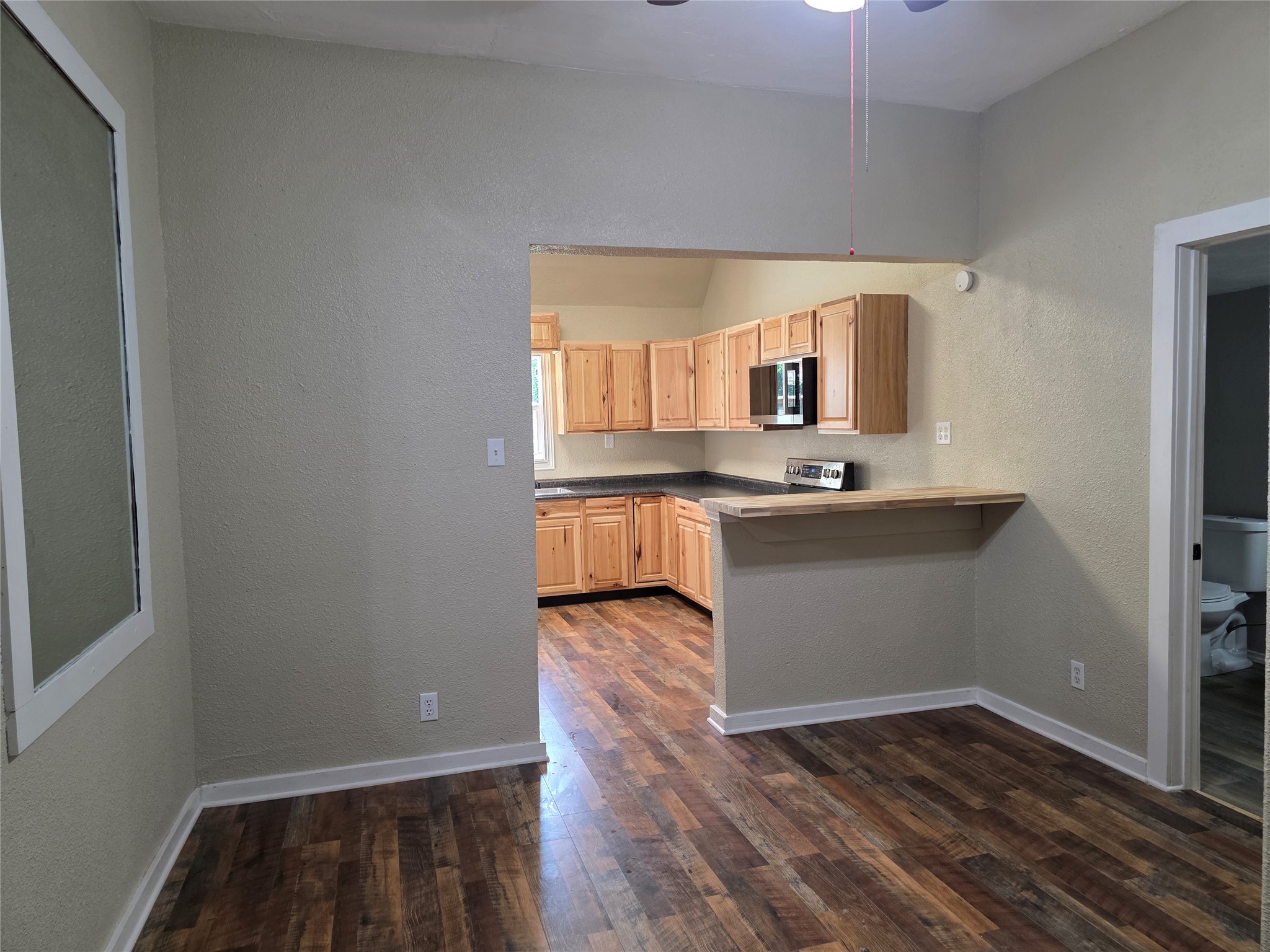 405 W Graham Street Godley TX 76044