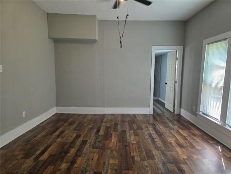 405 W Graham Street Godley TX 76044