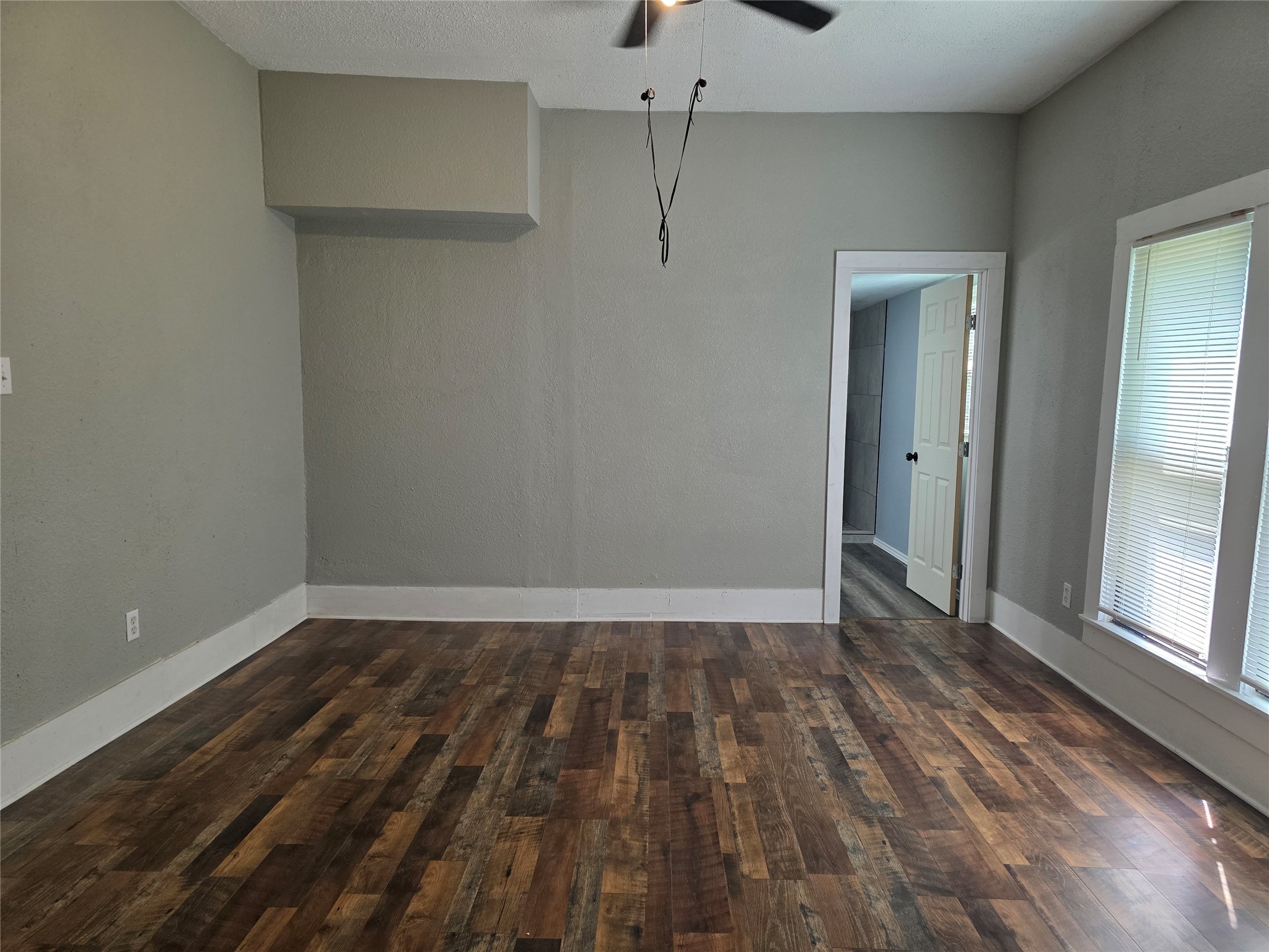 405 W Graham Street Godley TX 76044