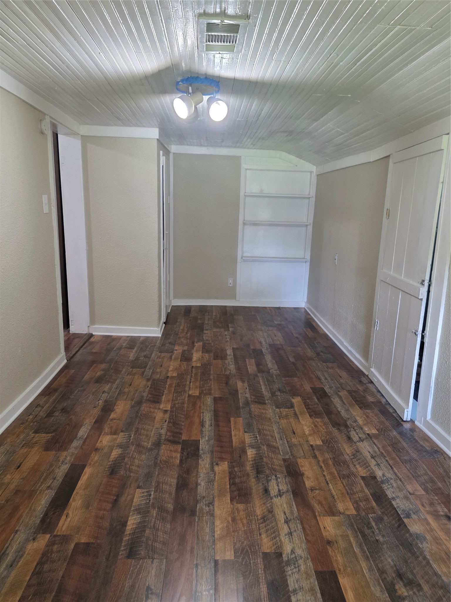 405 W Graham Street Godley TX 76044