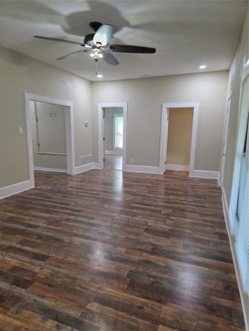 405 W Graham Street Godley TX 76044