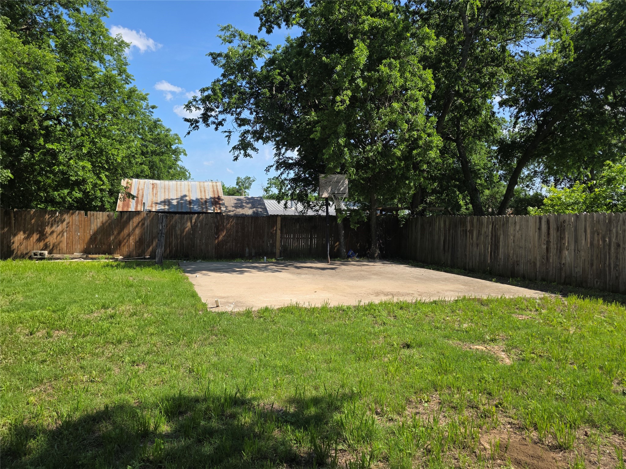 405 W Graham Street Godley TX 76044