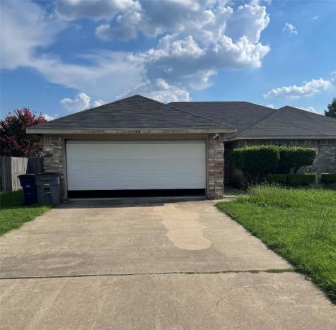 414 Buckskin Drive Red Oak TX 75154