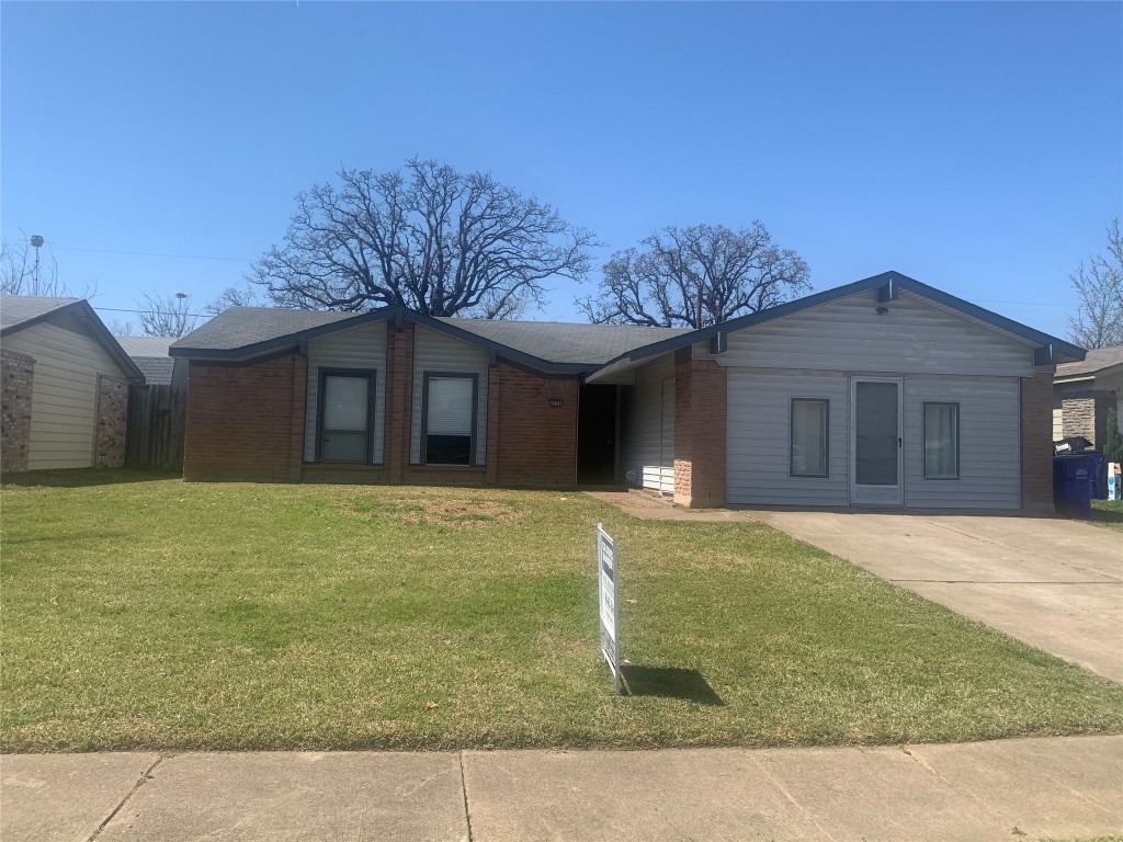 4225 Ambassador Way Balch Springs TX 75180
