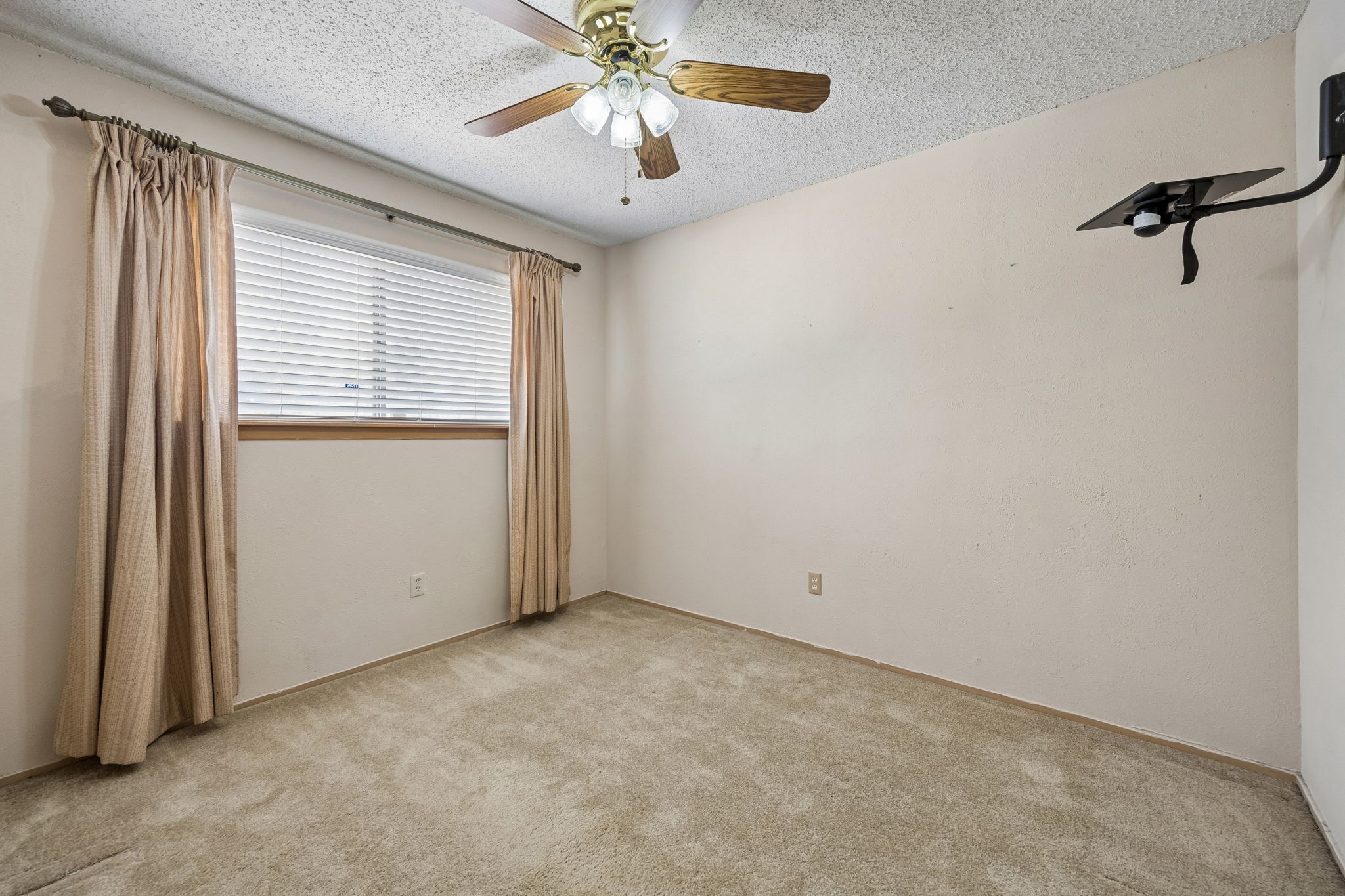 1734 Hartford Drive Carrollton TX 75007