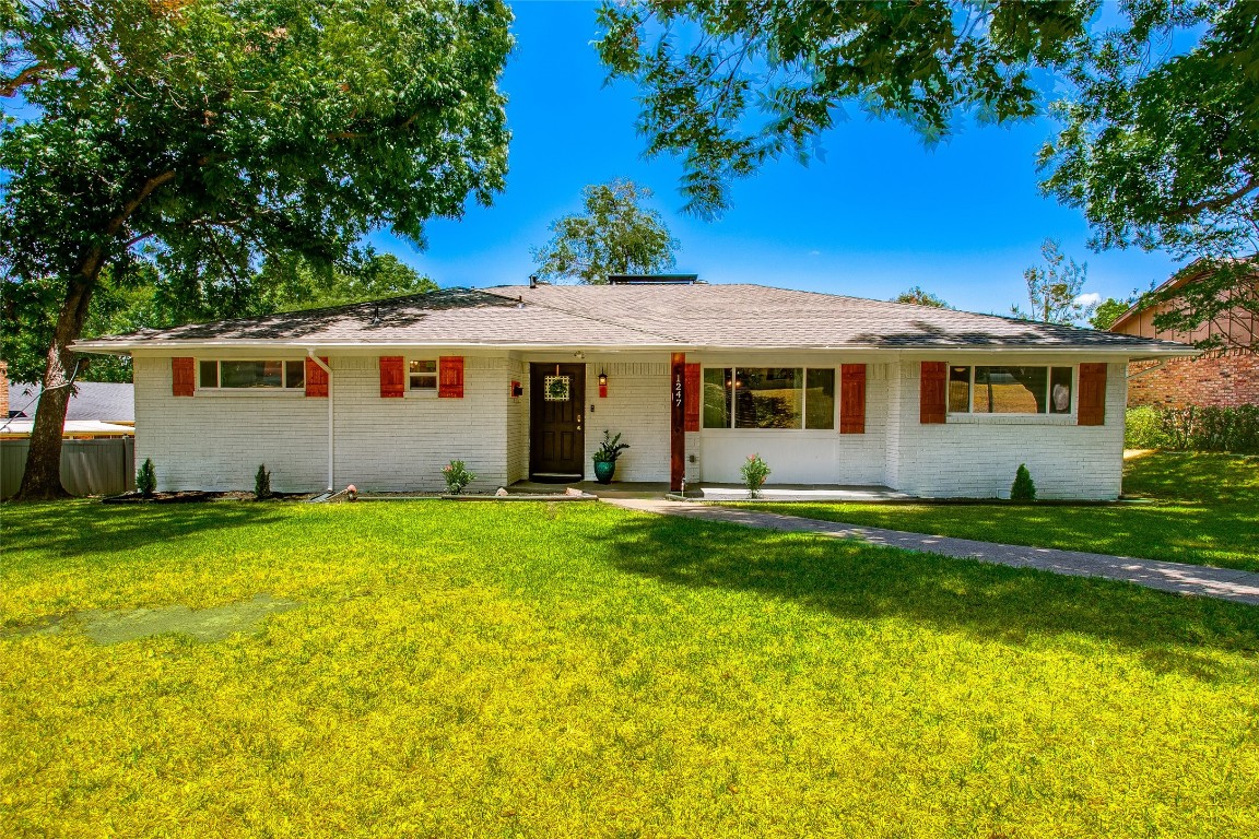 1247 Golden Trophy Drive Dallas TX 75232