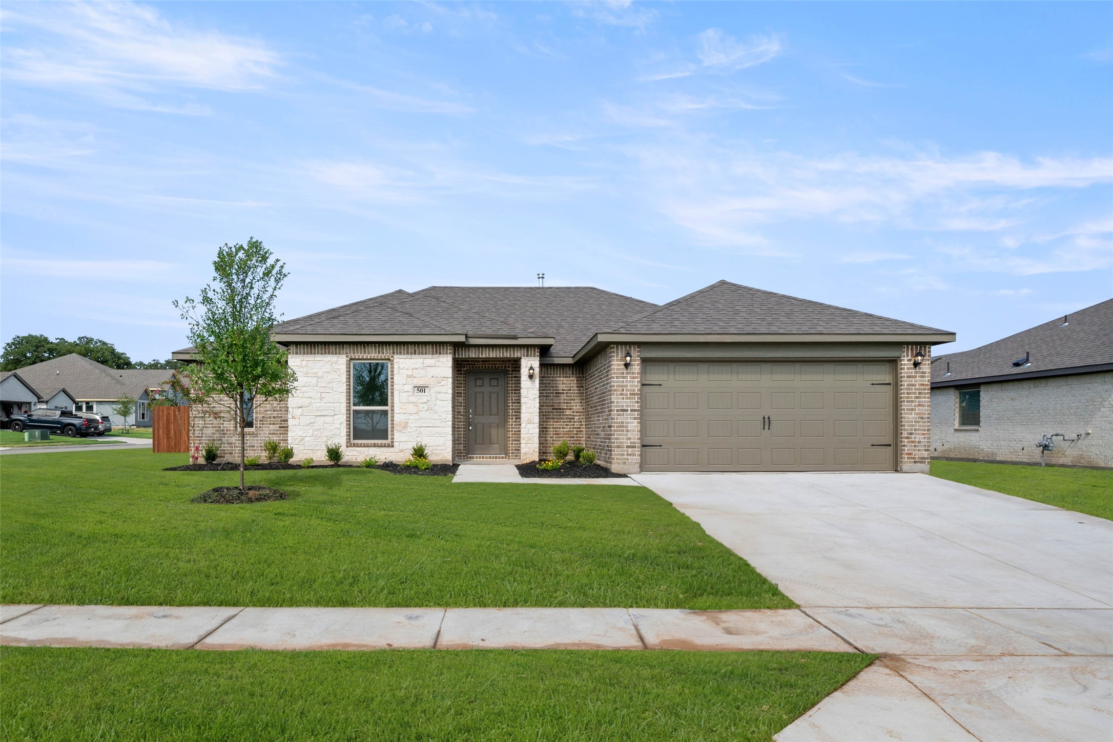501 Pebble Azle TX 76020
