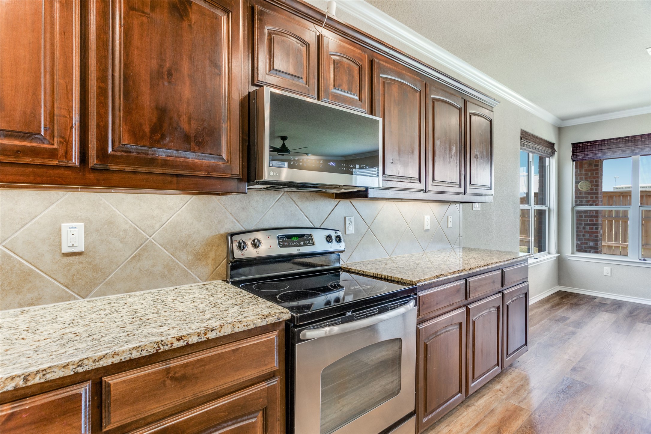 8320 Deer Bluff Lane Fort Worth TX 76179