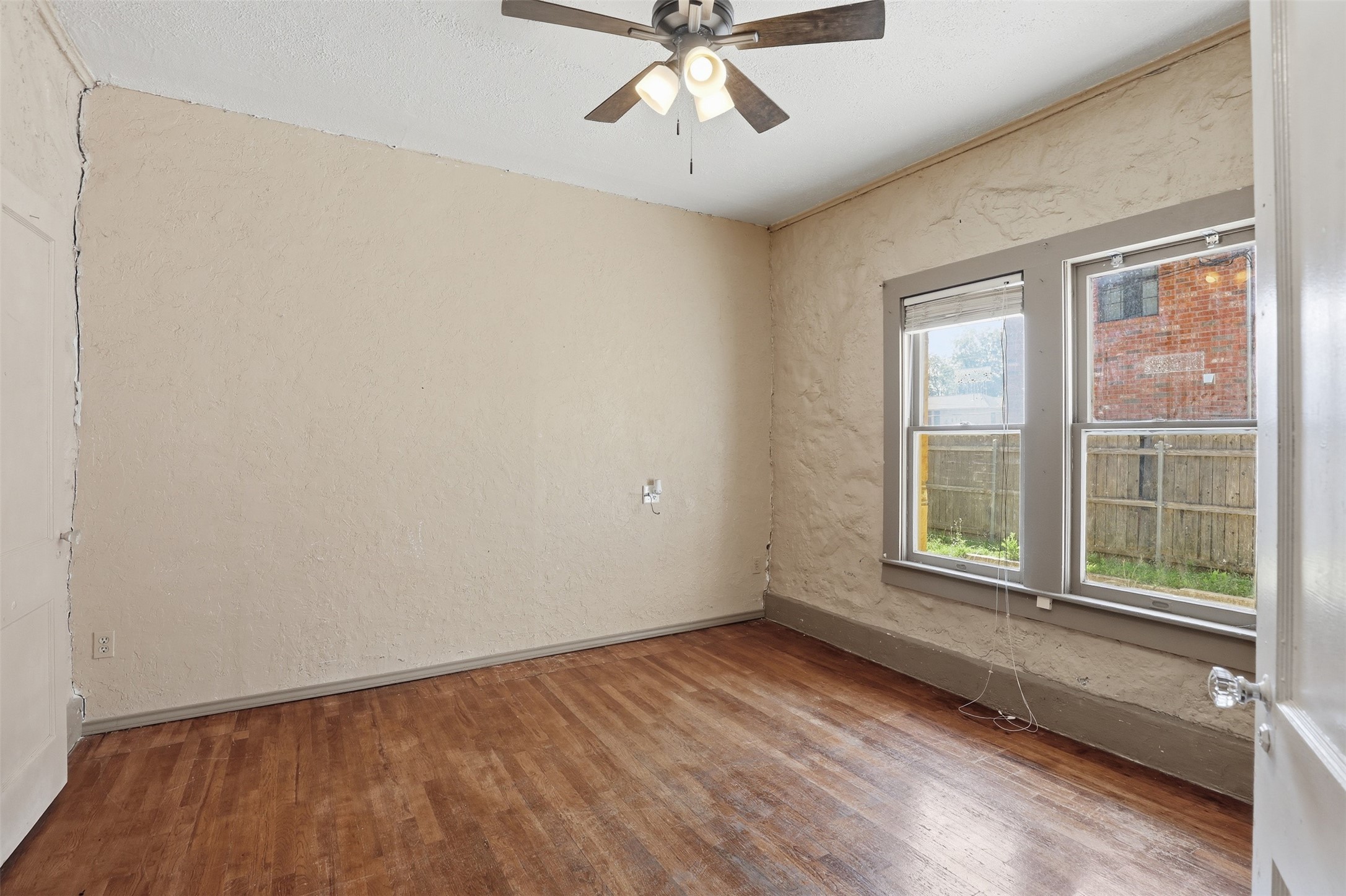 544 N Clinton Street Stephenville TX 76401