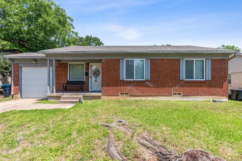 929 E Spurgeon Street Fort Worth TX 76115