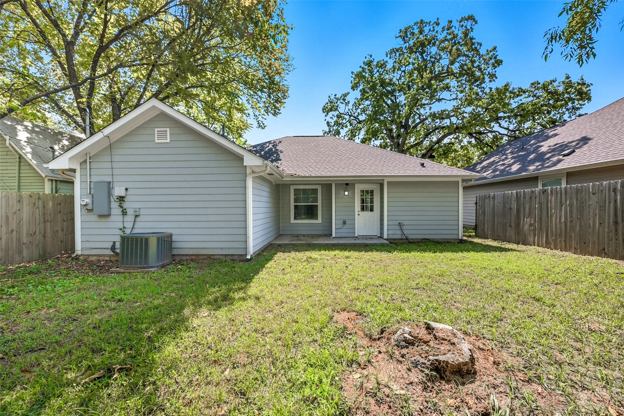 415 W Monterey Street Denison TX 75020
