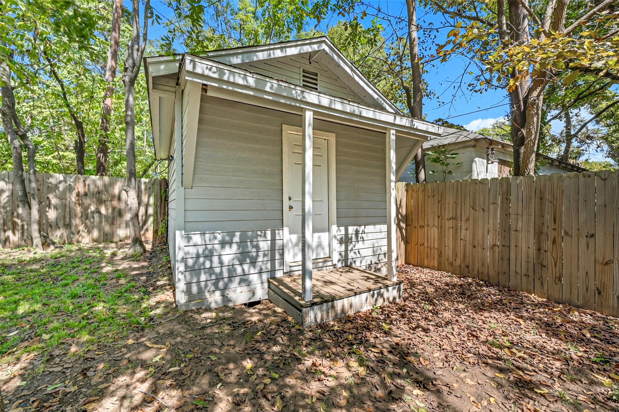 415 W Monterey Street Denison TX 75020