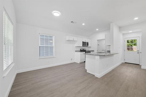 415 W Monterey Street Denison TX 75020