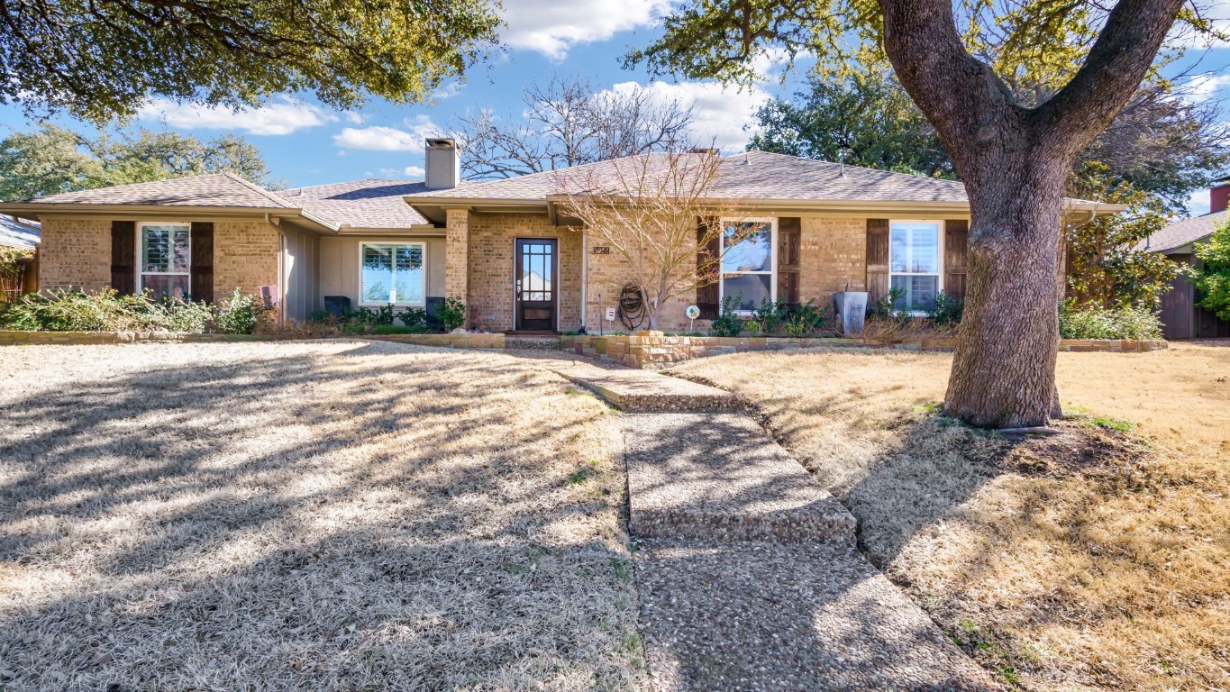 5922 Brushy Creek Trail Dallas TX 75252
