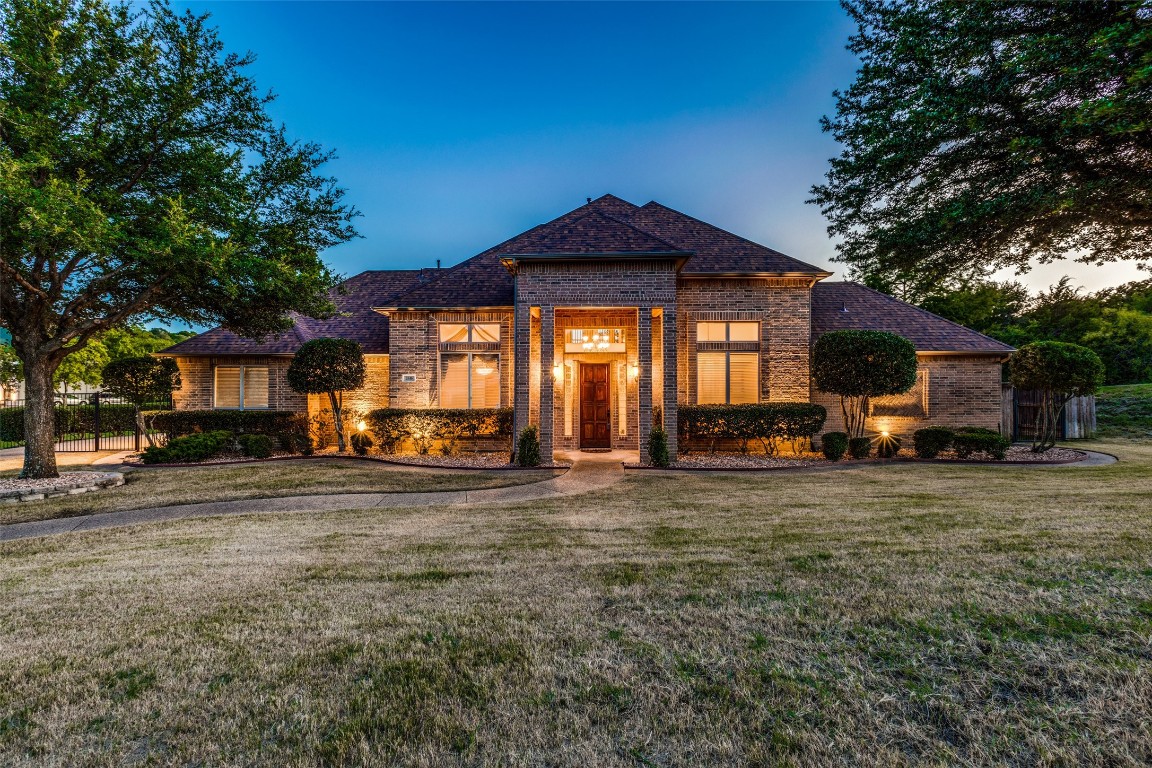 2616 Whispering Oaks Cove Cedar Hill TX 75104