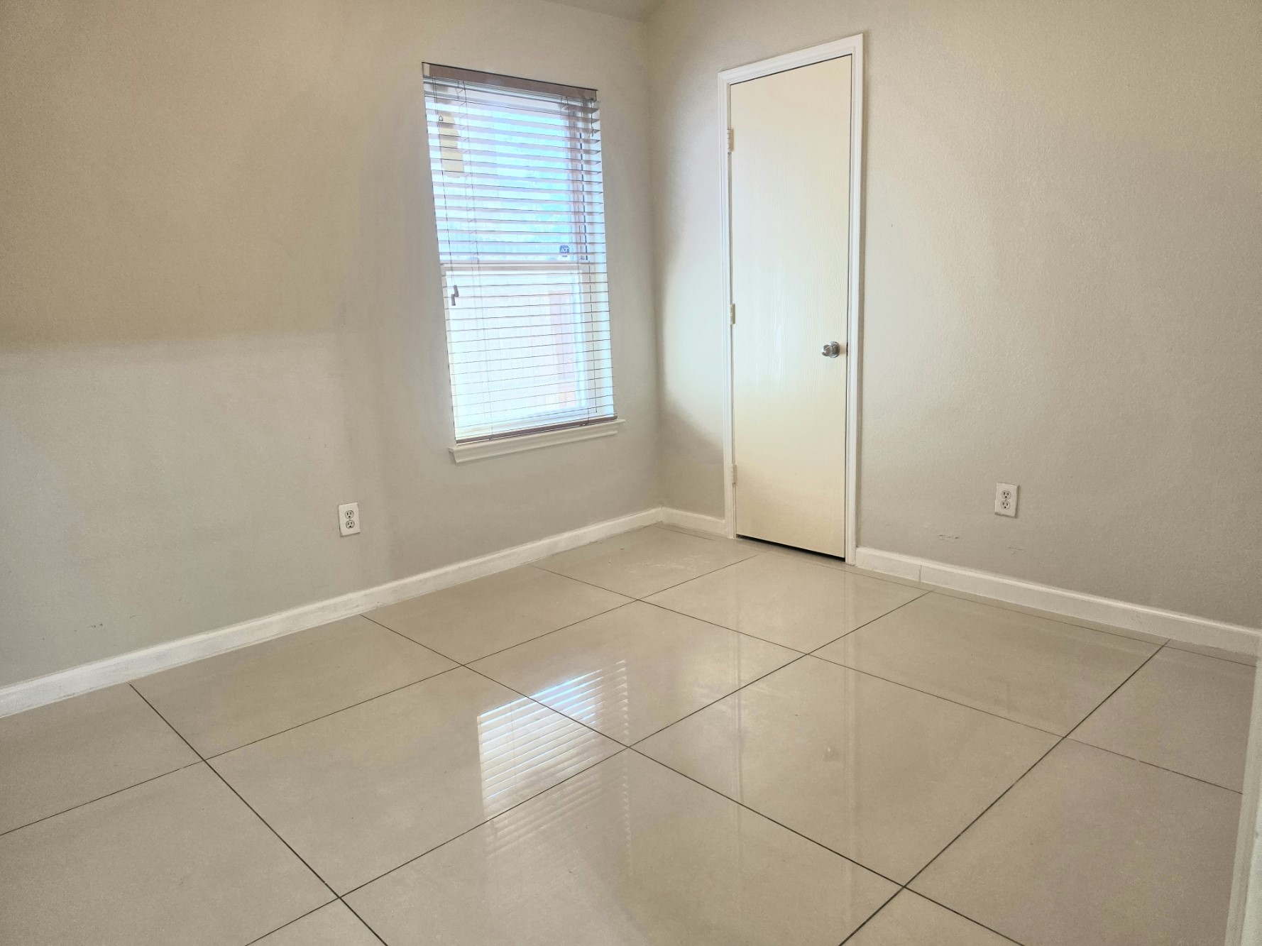 2947 Appaloosa Drive Dallas TX 75237