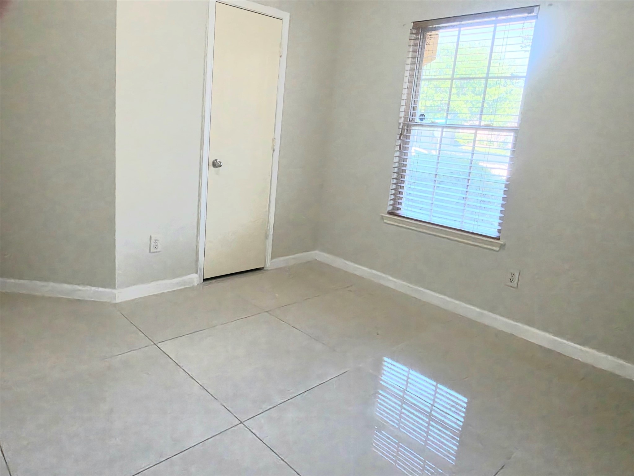 2947 Appaloosa Drive Dallas TX 75237