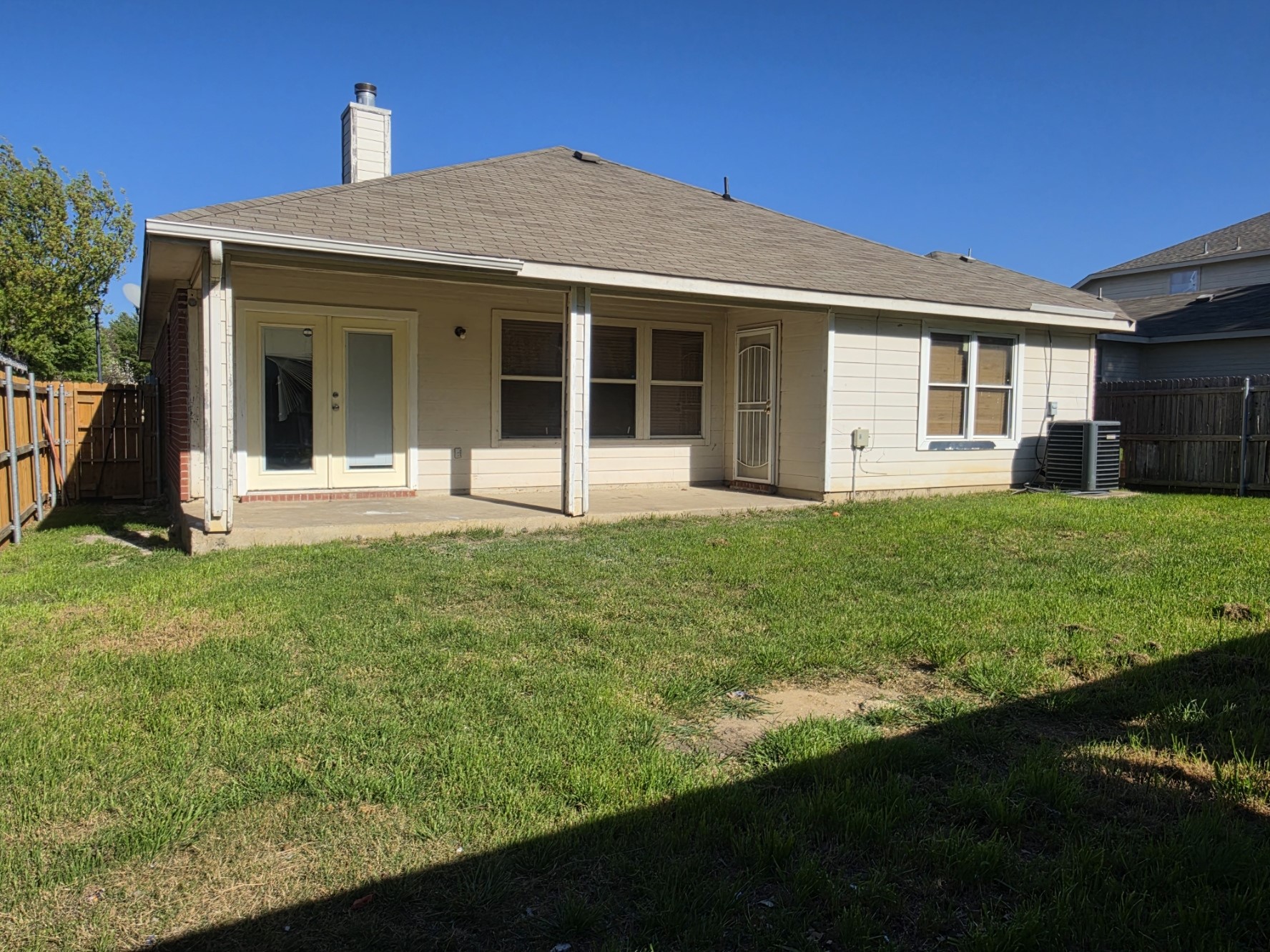 2947 Appaloosa Drive Dallas TX 75237