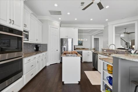 122 Saint Annes Drive Mabank TX 75156