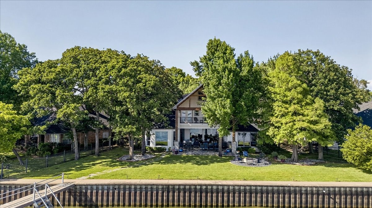 122 Saint Annes Drive Mabank TX 75156