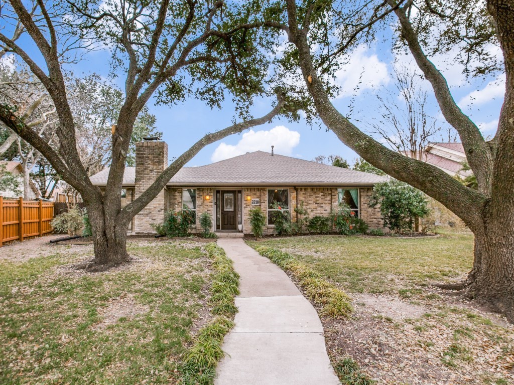 2218 Shannon Lane Richardson TX 75082