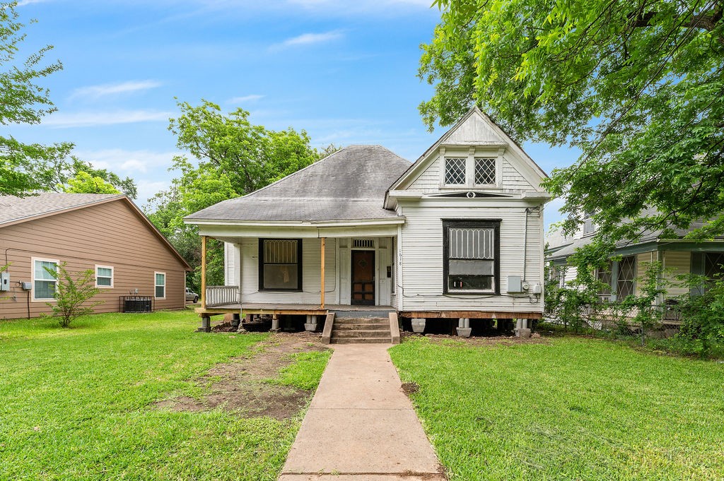1618 N 6th Street Waco TX 76707