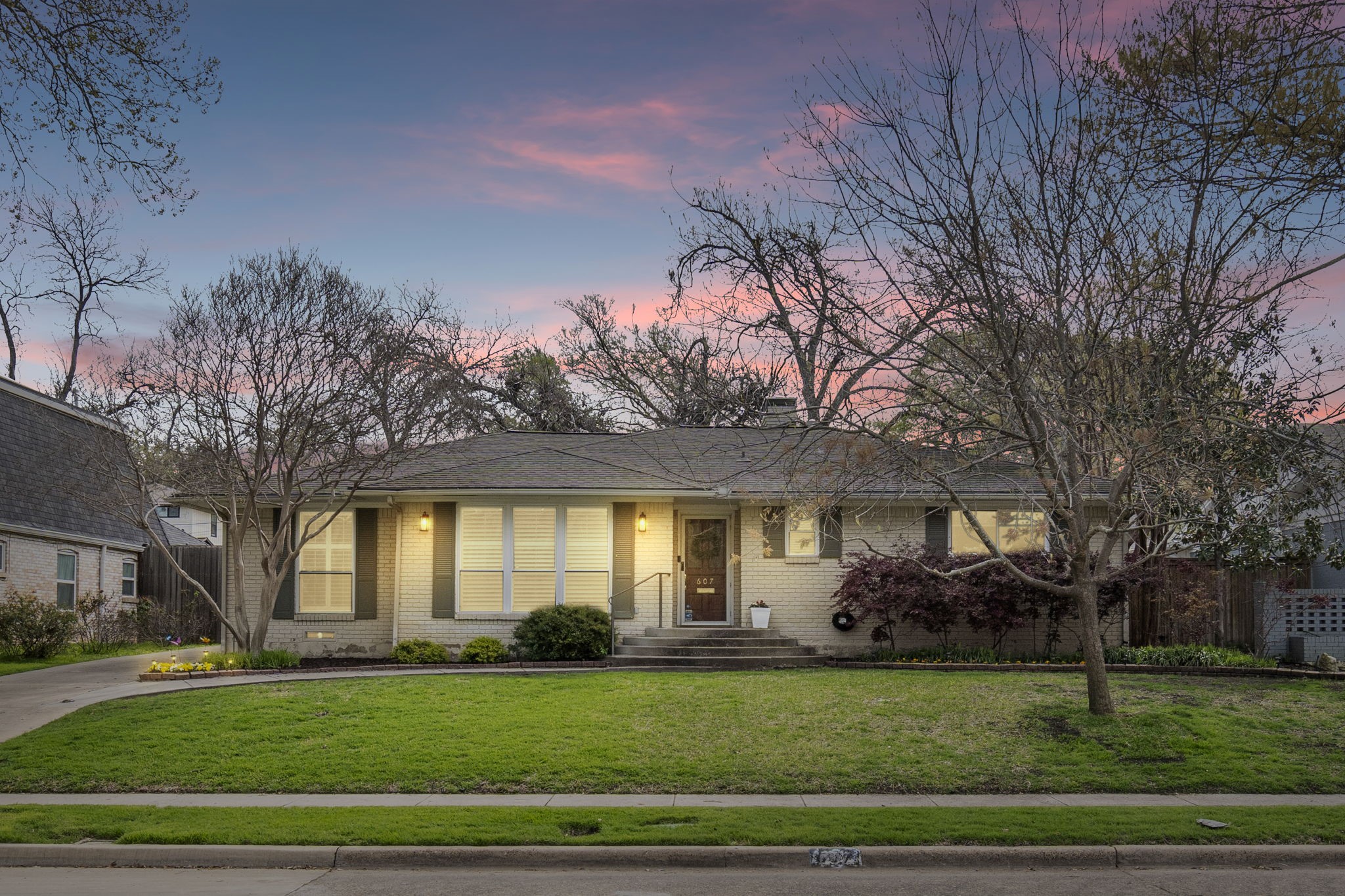 607 Laguna Drive Richardson TX 75080